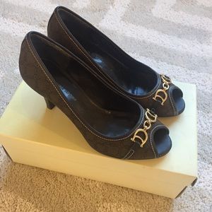 Etienne Aigner Open Toe Pumps (sz 5.5)